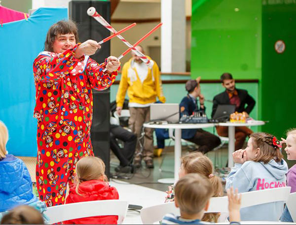 жонглер в трц