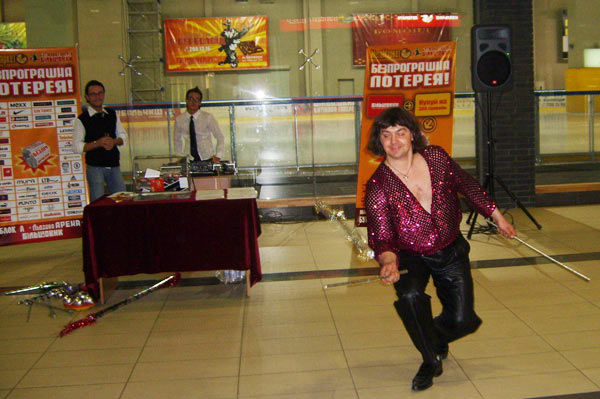 найти в киеве жонглера