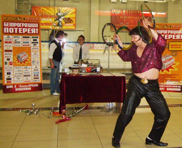 жонглирование кольцами