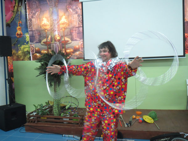 Клоун в ТРЦ Мармелад, парк развлечений 7 чудес детства