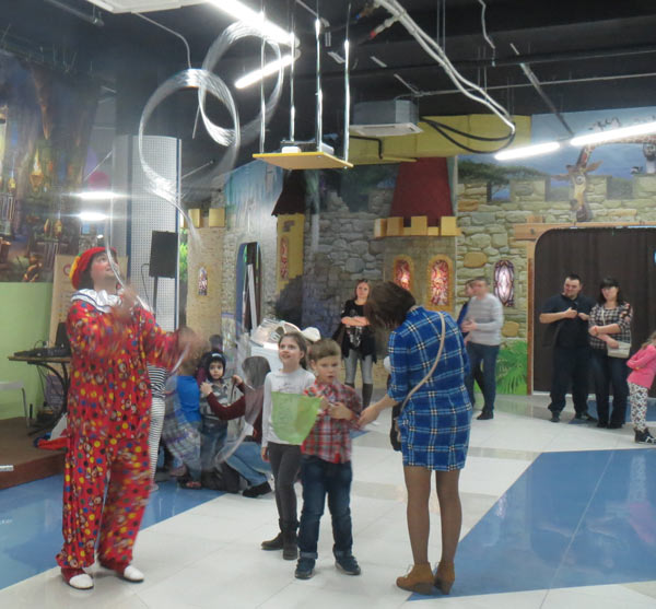 Клоун в ТРЦ Мармелад, парк развлечений 7 чудес детства