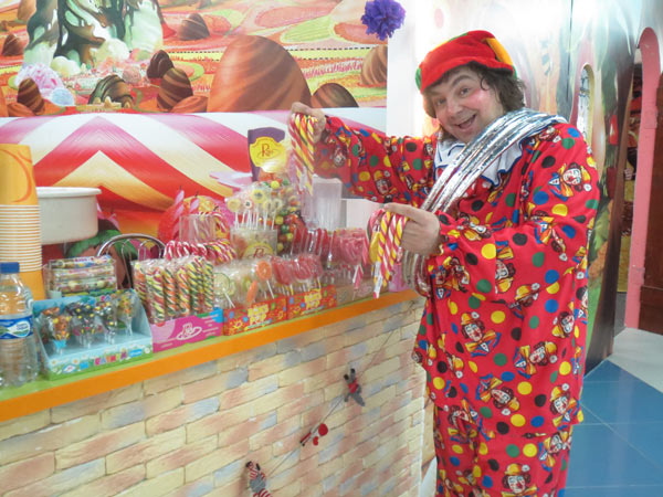 Клоун в ТРЦ Мармелад, парк развлечений 7 чудес детства