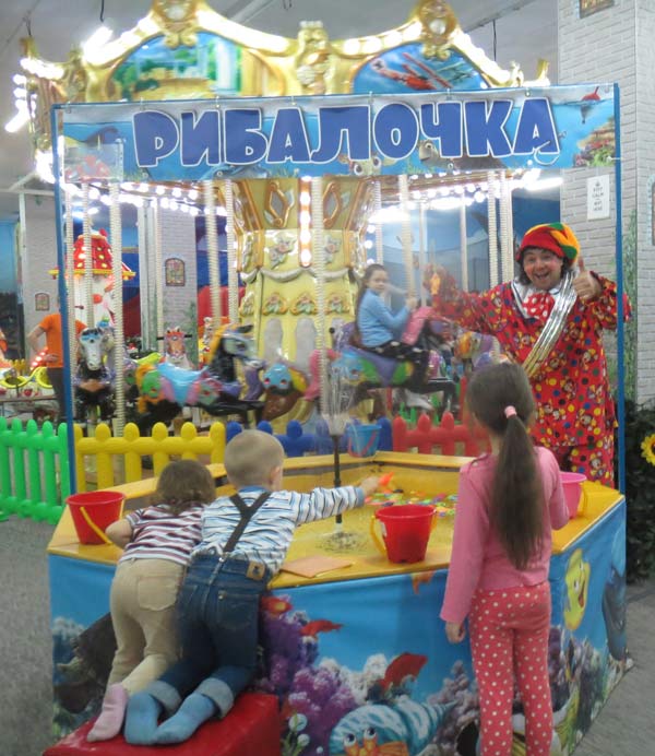 Клоун в ТРЦ Мармелад, парк развлечений 7 чудес детства