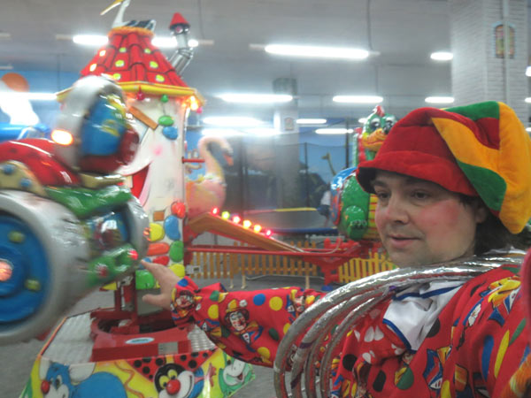 Клоун в ТРЦ Мармелад, парк развлечений 7 чудес детства