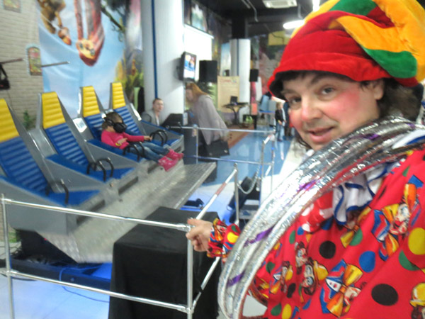Клоун в ТРЦ Мармелад, парк развлечений 7 чудес детства