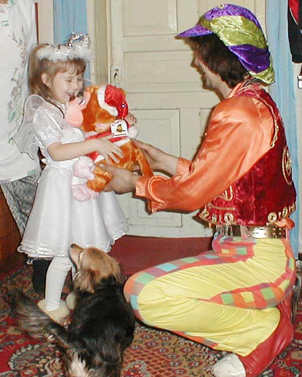 подарки от клоуна девочке