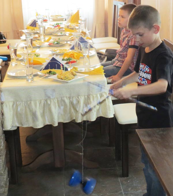 детское застолье