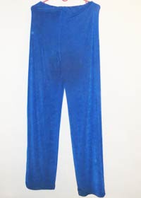 синие спортивные штаны